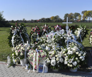 Ciała Magdy i Gabrysi złożone w grobie