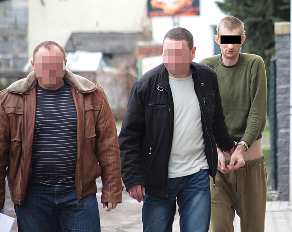 W furii przebił Kaśce serce nożem. Wściekł się, bo zrobiła mu kanapki z czerstwym chlebem