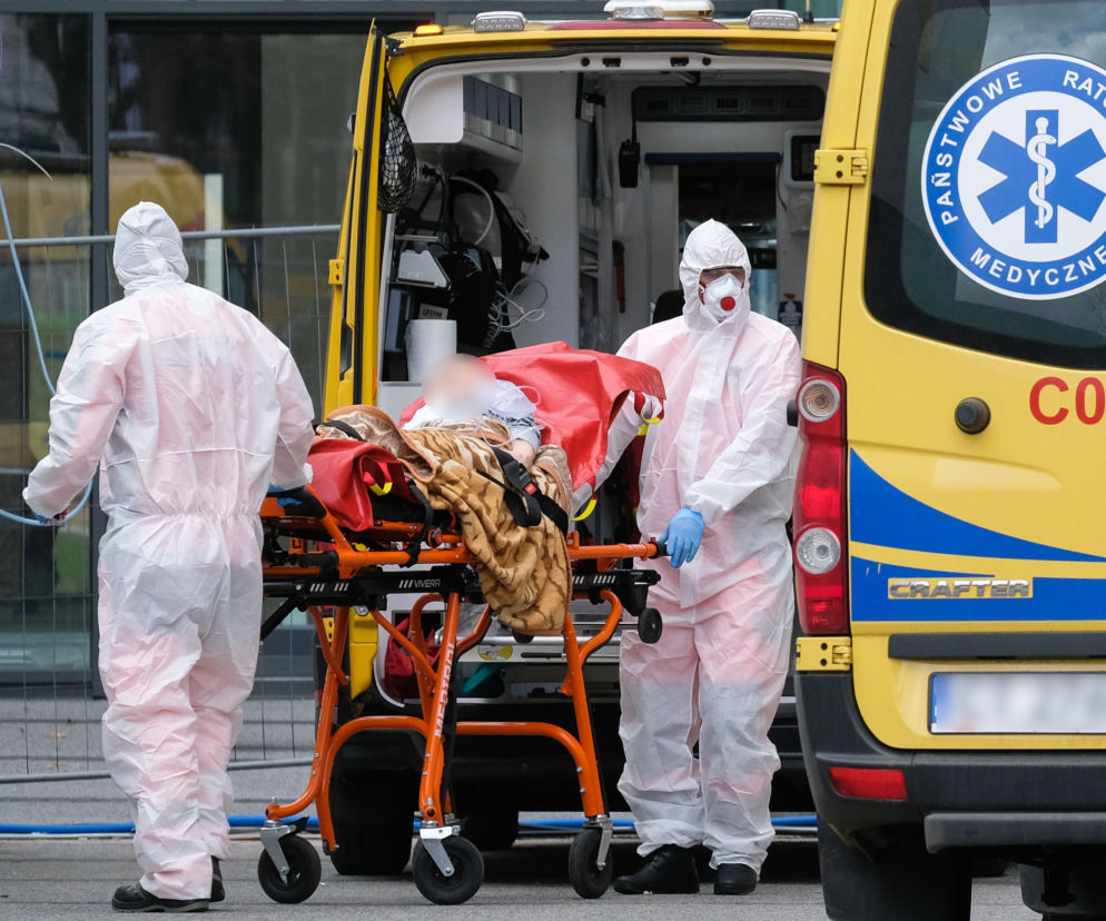 COVID zepsuje nam święta! Czy nowe obostrzenia od 15.12.2021 powstrzymają pandemię koronawirusa?