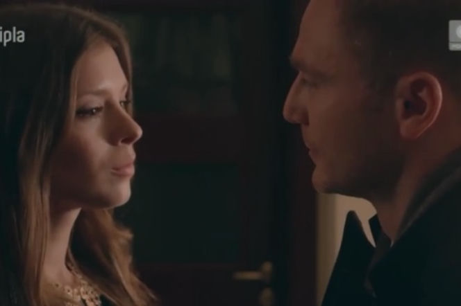To nie koniec świata 2 sezon odc. 19. Monika (Klaudia Halejcio), Paweł (Krystian Wieczorek)