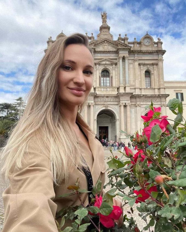 Operacja plastyczna i nagły zgon. Znana influencerka zmarła w Moskwie