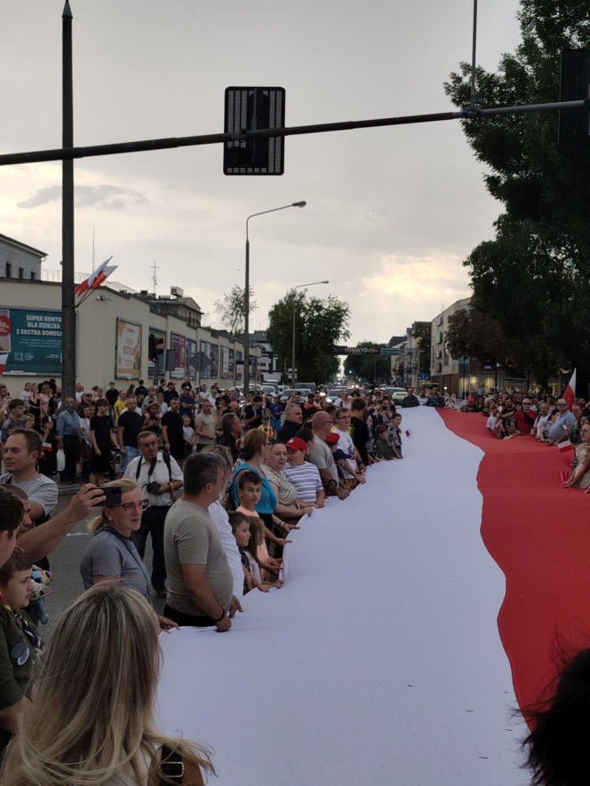 „Cześć i chwała bohaterom!”. Siedlczanie spotkali się w centrum miasta, by uczcić 82. rocznicę wybuchu Powstania Warszawskiego
