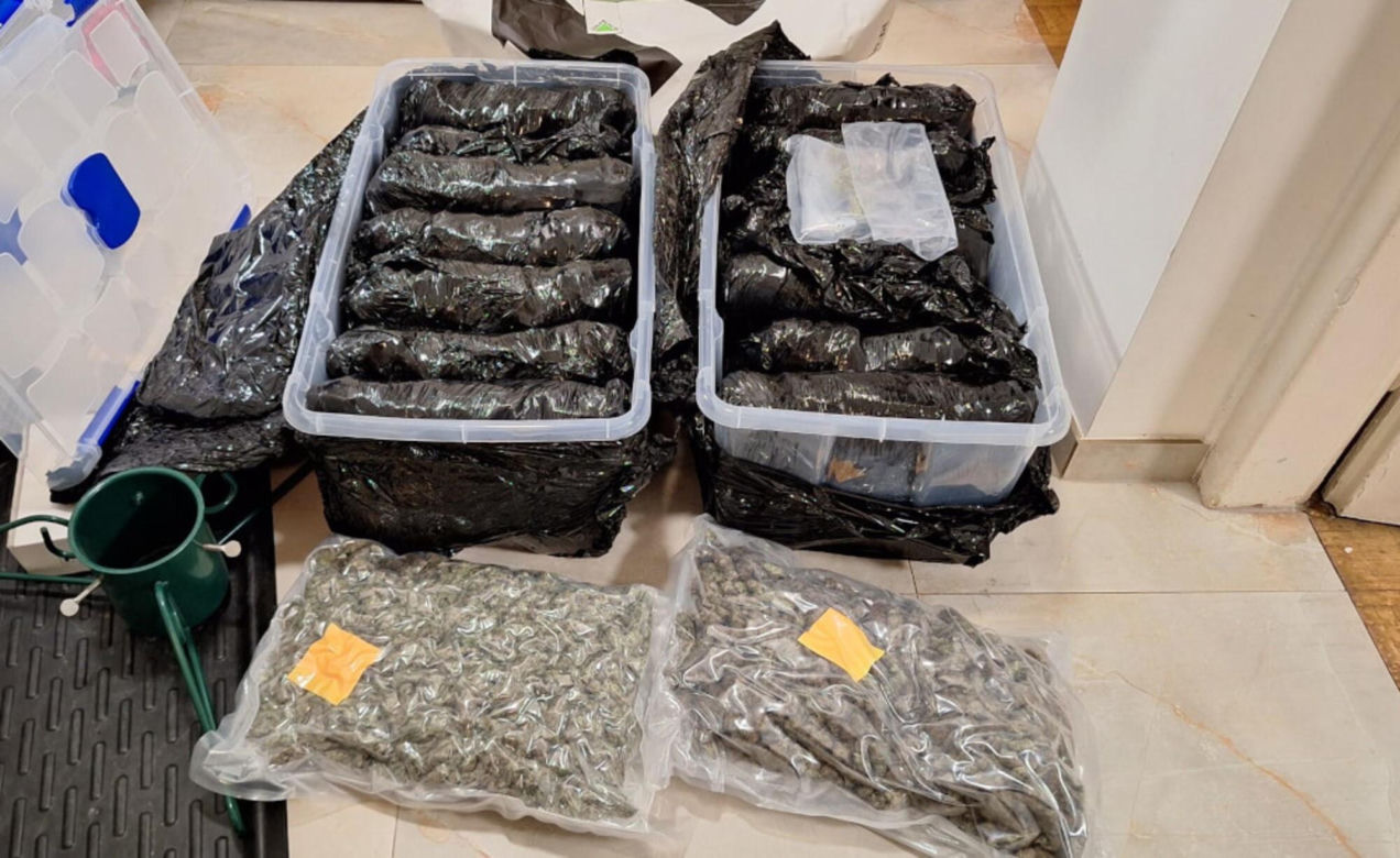 Uderzenie mokotowskich kryminalnych w narkobiznes – zabezpieczono ponad 18 kg narkotyków