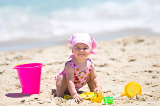 Zabawy z dzieckiem na plaży