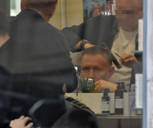 Minister Kierwiński wpadł do fryzjera