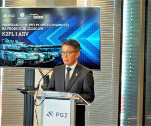 4 umowy wykonawcze Bumar-Łabędy