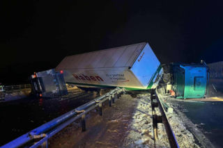 Wypadek na S7 w Skarżysku-Kamiennej. Droga zablokowana w obydwu kierunkach