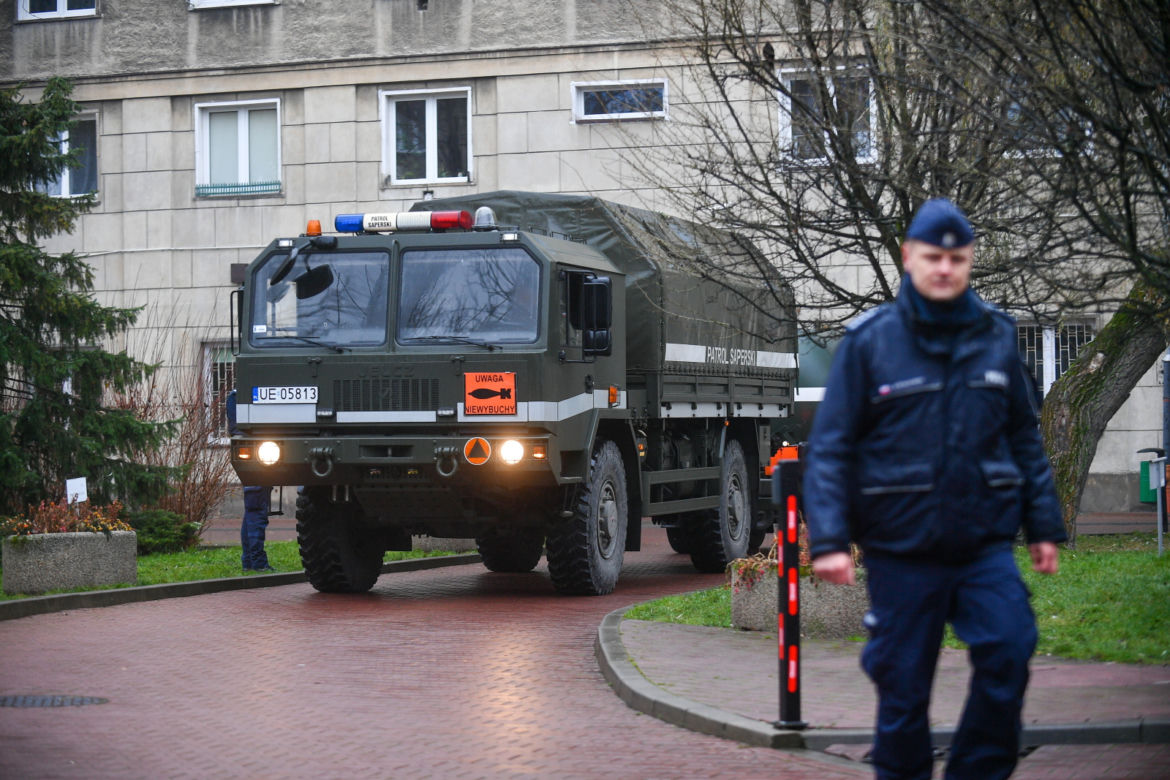 Warszawa: pociski artyleryjskie pod posadzką piwnicy na Pradze-Północ