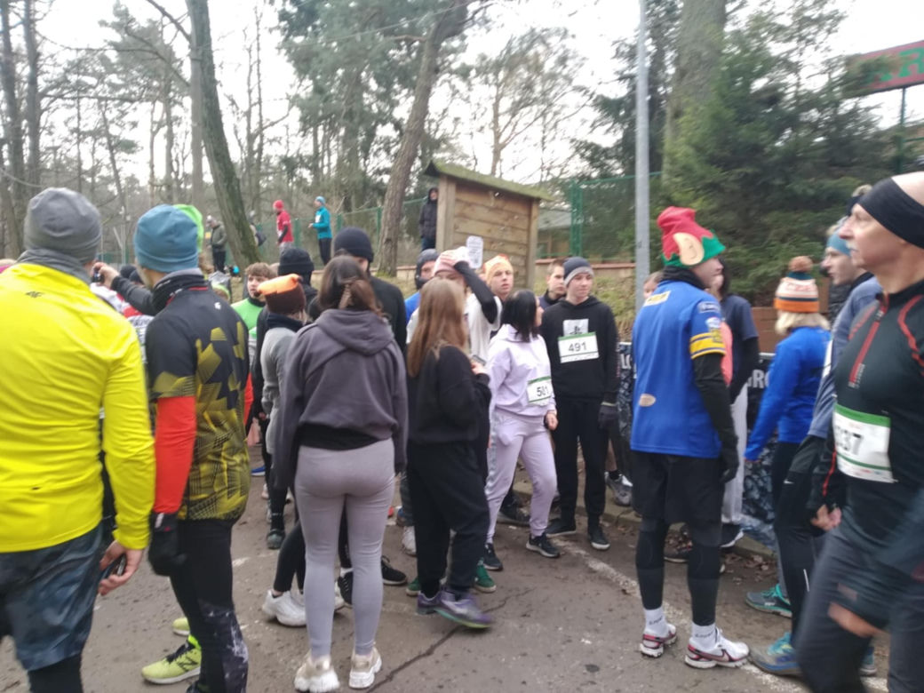 40. Bieg Sylwestrowy w Łodzi. Wśród uczestników był Batman, Obelix i szeryf bez głowy