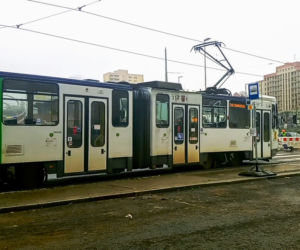 Dlaczego tramwaje jeżdżą tyłem? Dziwne manewry na Rondzie Giedroycia