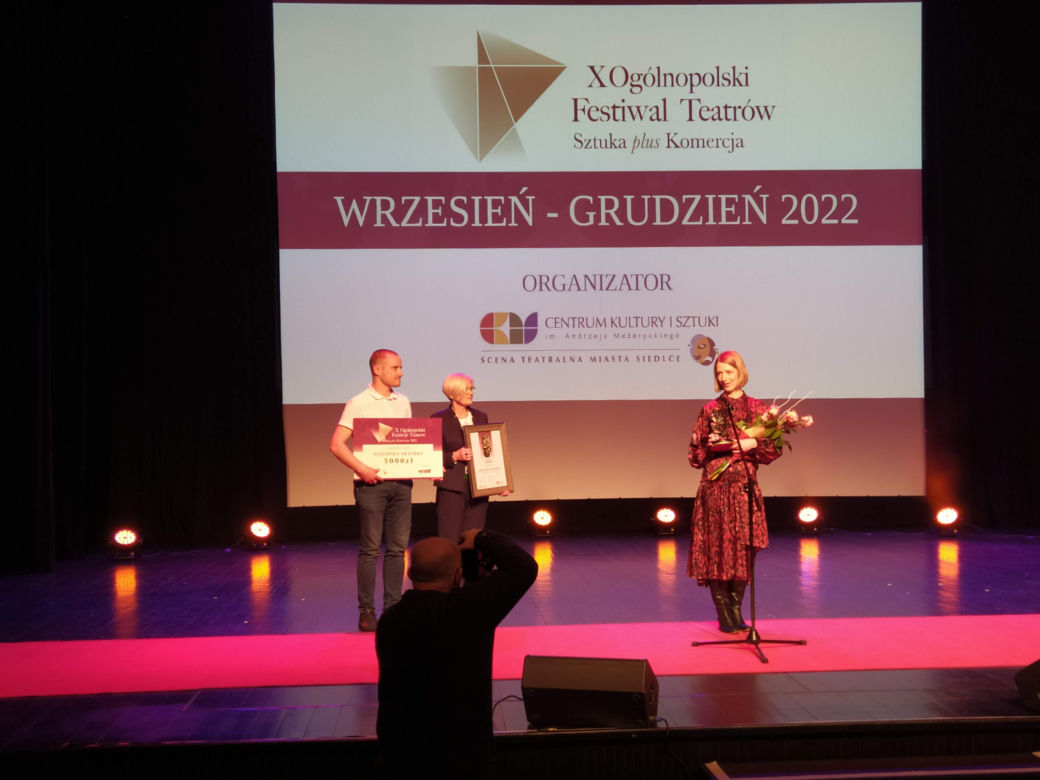 ZOBACZ ZDJĘCIA z gali podsumowującej 10. Festiwal Teatrów Sztuka plus Komercja i z koncertu Roberta Rozmusa