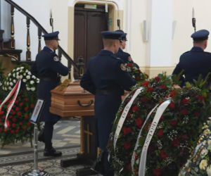 Piotr ubrał mundur, ucałował rodzinę i wyszedł do pracy. Jego serce nagle przestał bić