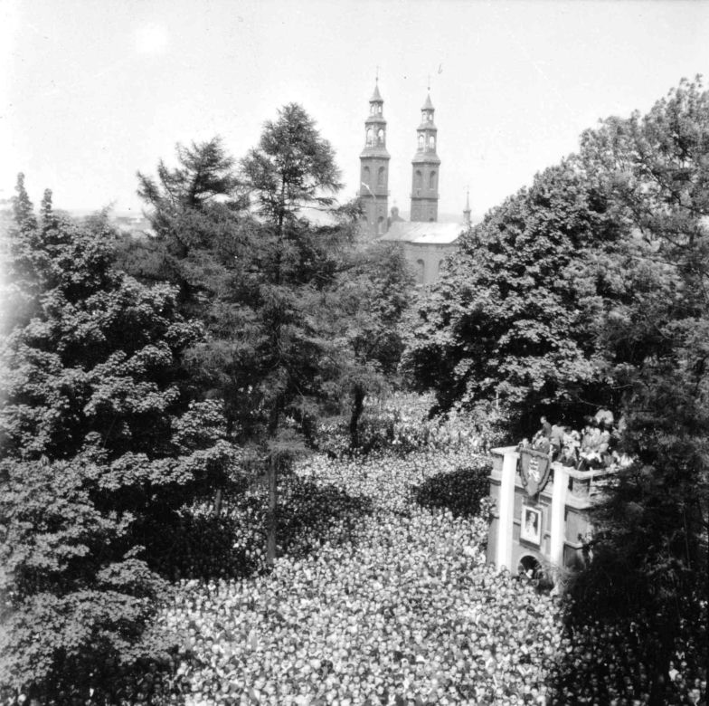 Tak kiedyś wyglądały pielgrzymki mężczyzn do Piekar Śląskich