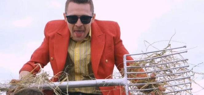 Staszek ma luz - świetna parodia La Louze w wykonaniu Kabaretu Malina!  
