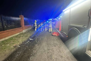 Tragedia w Chociszewie: Skoda wbiła się w ogrodzenie cmentarza! Nie żyje 36-latek