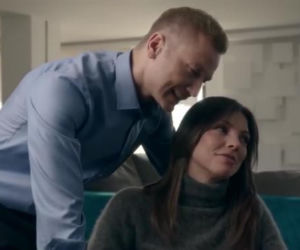 To nie koniec świata 2 sezon odcinek 16 (odc. 3). Anka (Karolina Gorczyca), Paweł (Krystian Wieczorek)