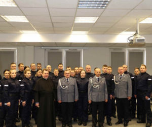 Ślubowanie nowych policjantów w Radomiu