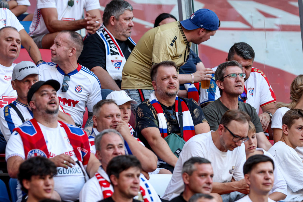 Zobaczcie zdjęcia kibiców z meczu Górnik - Fenerbahce i krótkie podsumowanie środowego spotkania na se.pl