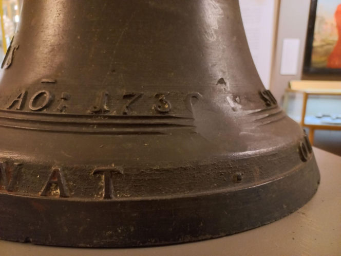 Komu bił ten dzwon? Unikatowy eksponat w muzeum w Lesznie [ZDJĘCIA]