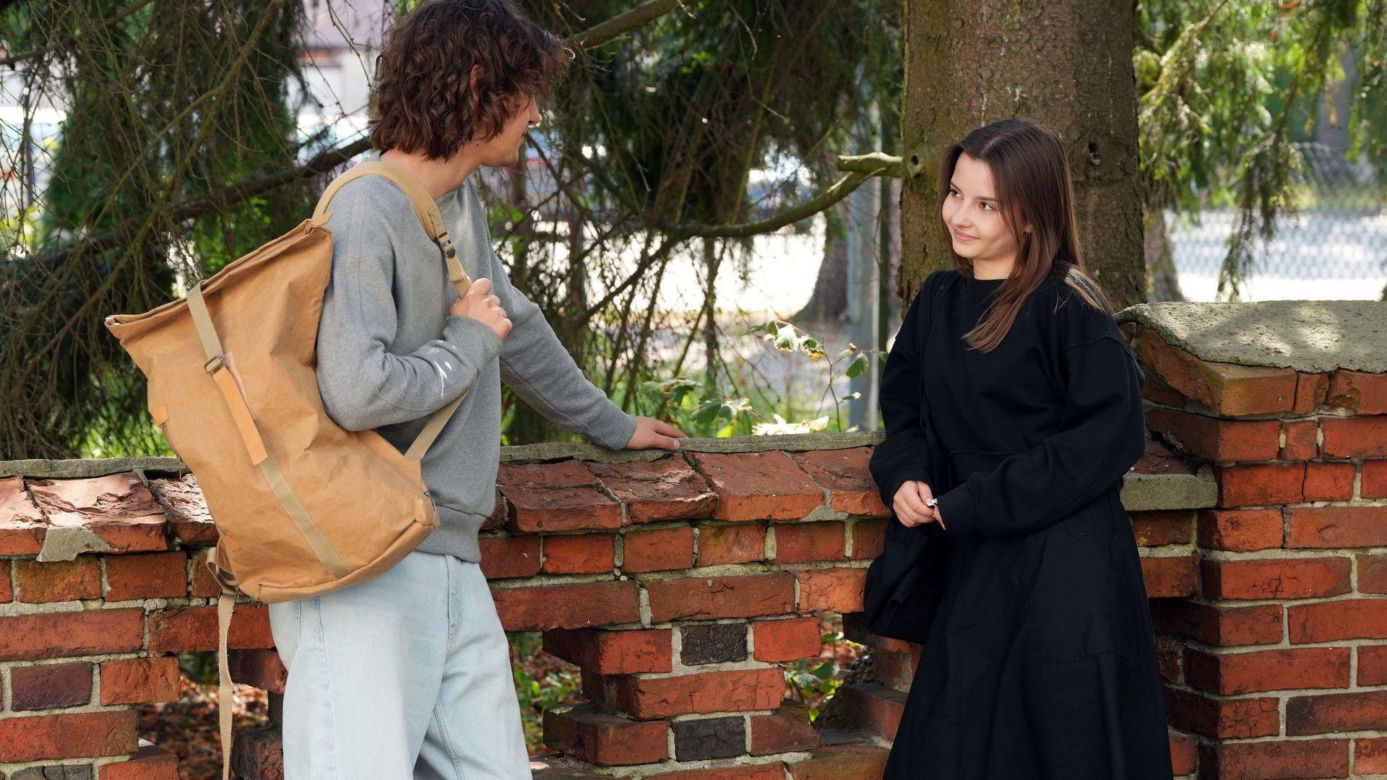 Barwy szczęścia, odc. 3315. Ewa (Gabriela Ziembicka), Romeo (Jacek Tyszkiewicz)