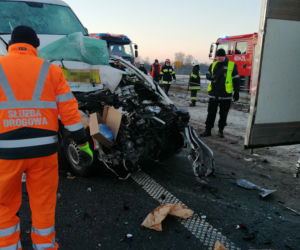 Zdarzenie czterech samochodów i lawety na autostradzie A1 [ZDJĘCIA]