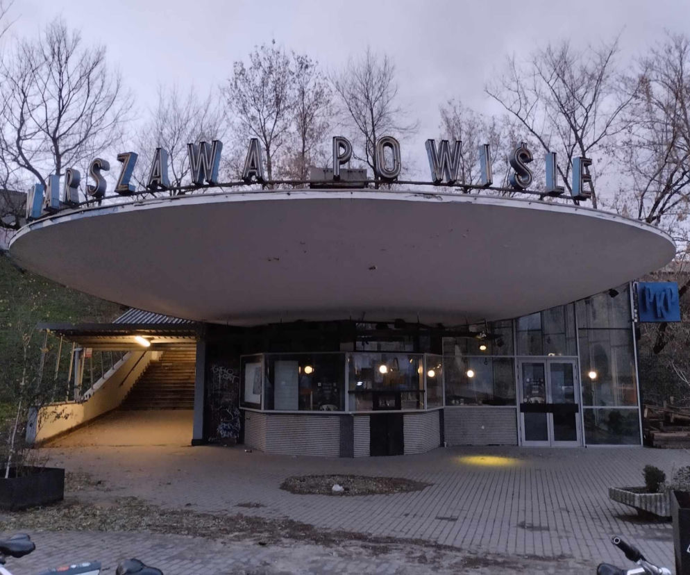 Kultowa warszawska stacja kolejowa zniknie z mapy Warszawy? Mamy komentarz PKP