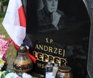 Tak wygląda grób Leppera w 8 rocznicę śmierci