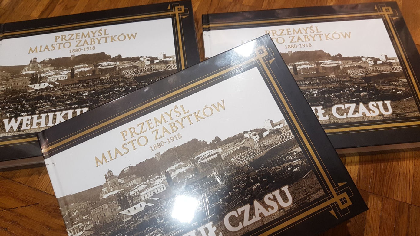 Zaczęło się od zdjęcia, a teraz jest album. Wehikuł czasu po Przemyślu