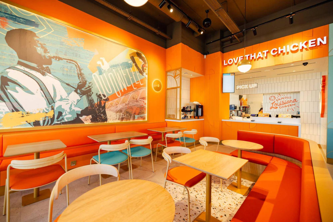 Czekali na to nawet 10 godzin! Szaleństwo na otwarciu Popeyes w Częstochowie