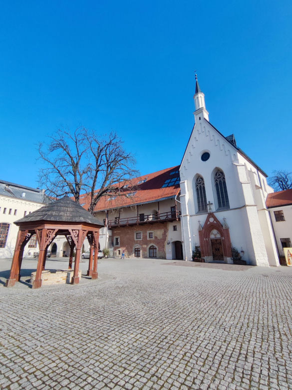 To miasto w województwie śląskim było stolicą. Znajduje się w nim perła śląskiego gotyku