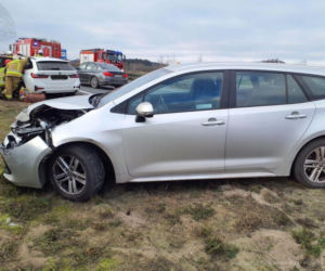 Karambol na A2! Siedem aut w zderzeniu pod Skierniewicami. Trasa zablokowana, gigantyczne korki