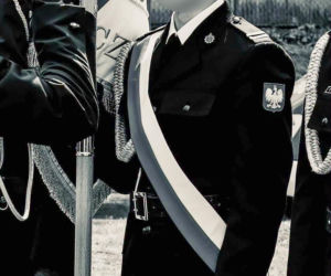 Prokurator sprawdzi, kto rozciągnął linkę, która zabiła strażaka. Adam miał tylko 28 lat