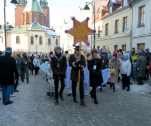 Prymas Polski: wiara wciąż wzywa nas do drogi