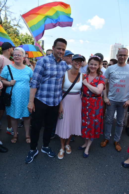 Do Trzaskowskiego dołączyły żona Małgorzata Trzaskowska i wiceprezydent Aldona Machnowska-Góra