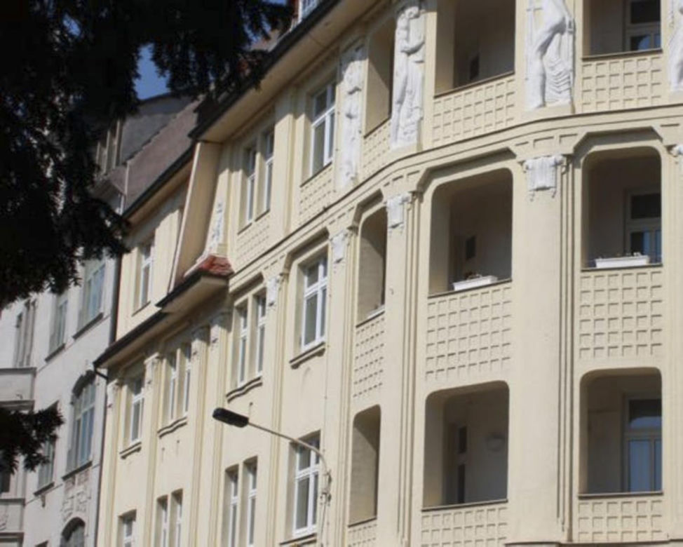 Delegacja z urzędu zdemolowała pokój w niemieckim hotelu