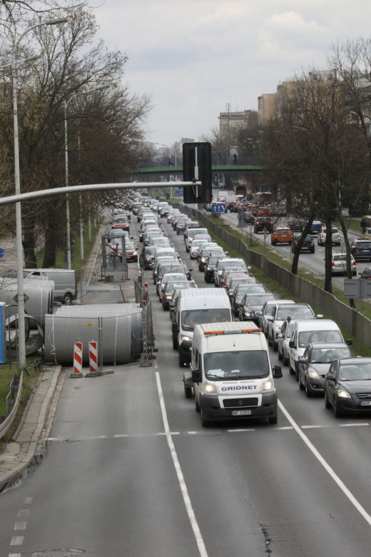 Będzie trudniej wyjechać z Mokotowa. Drogowcy zwężą Wisłostradę!