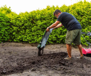 Nowoczesna glebogryzarka ułatwia pracę w ogrodzie na wiosnę