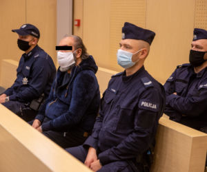 Hoss udawał kobietę oszukując emerytów