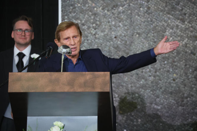 Jan Englert na pogrzebie Jana Frycza