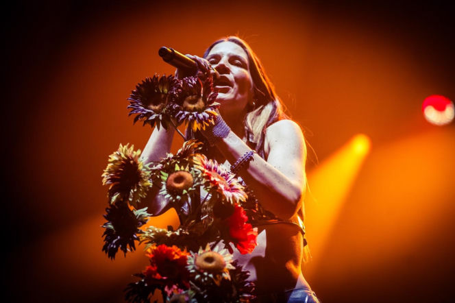 Misternie zaplanowane wizualne widowisko – Epica, Amaranthe i Charlotte Wessels zagrali w Warszawie [RELACJA]