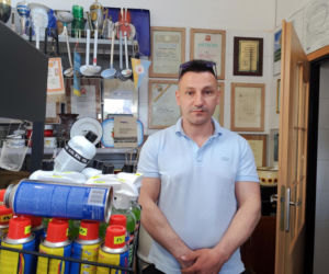 Wstyd i żenada w Olkuszu. Zamknęli mieszkańcom drogę