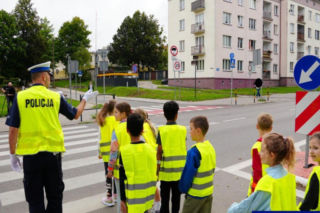 Bezpieczna droga do szkoły w Olsztynie. Policjanci ruszają z akcją dla dzieci i kierowców