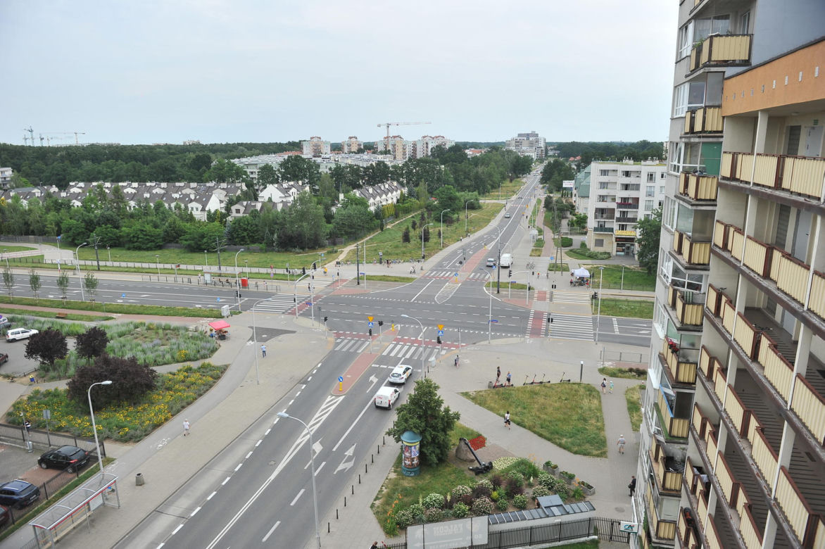 Jatka na warszawskim bazarze. Pobili mnie bo sprzedawałem czereśnie