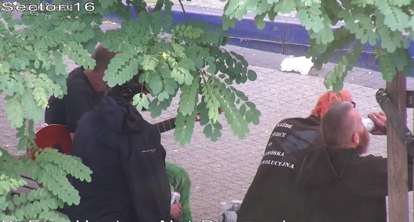 Poznaniacy lubią pić pod chmurką. Posypały się mandaty