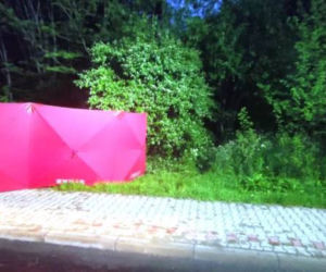 Chomranice. Młody kierowca po alkoholu spowodował wypadek. Nie żyje jego pasażer