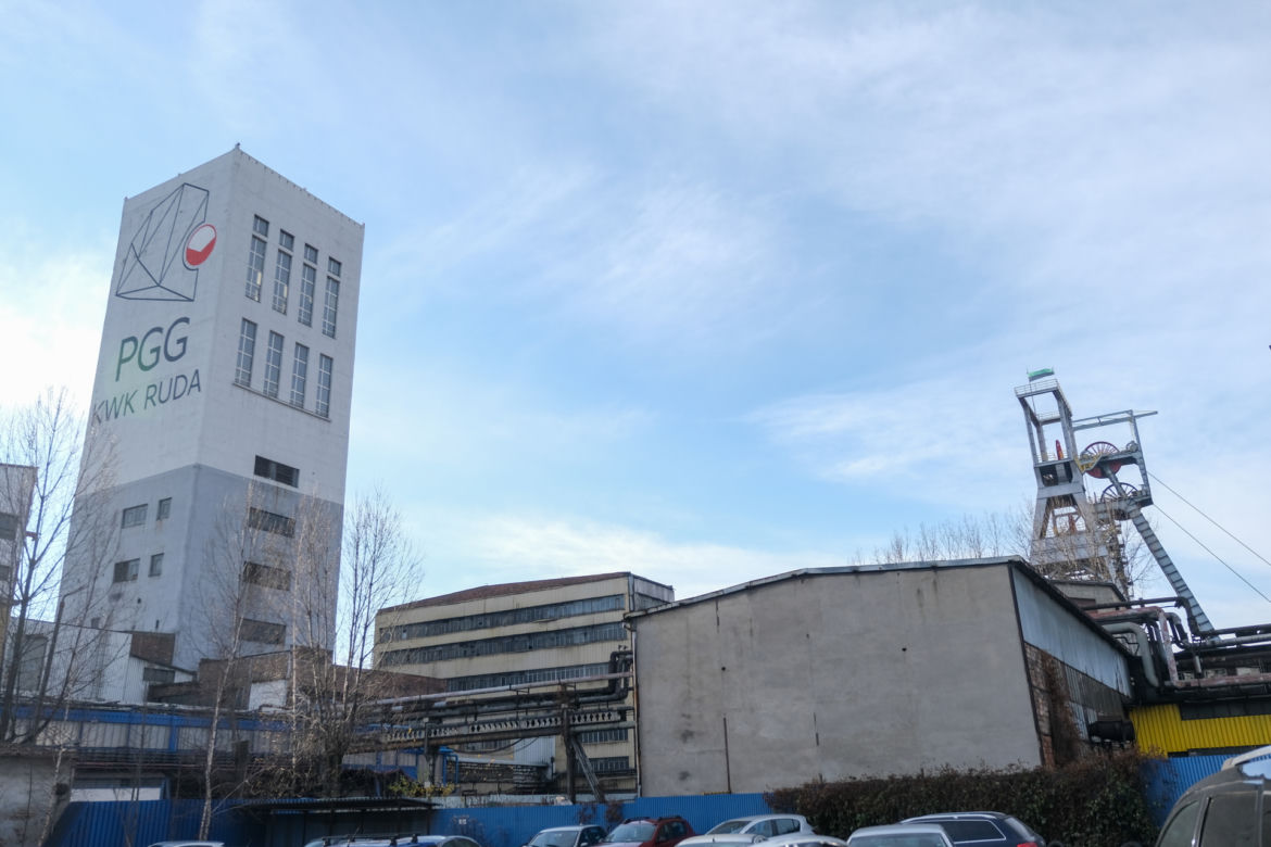 W kopalni Bielszowice doszło do wstrząsu w Barbórkę. Ciało Krzysztofa znaleziono trzy dni później