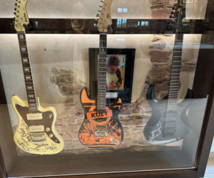 Ćmielów. Największa w Europie kolekcja gitar