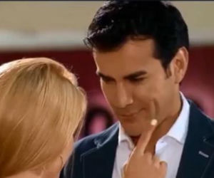 Kłamać aby żyć (Mentir para vivir) -  David Zepeda (Ricardo)