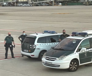 Przymusowe lądowanie samolotu przez pijanego mężczyznę 