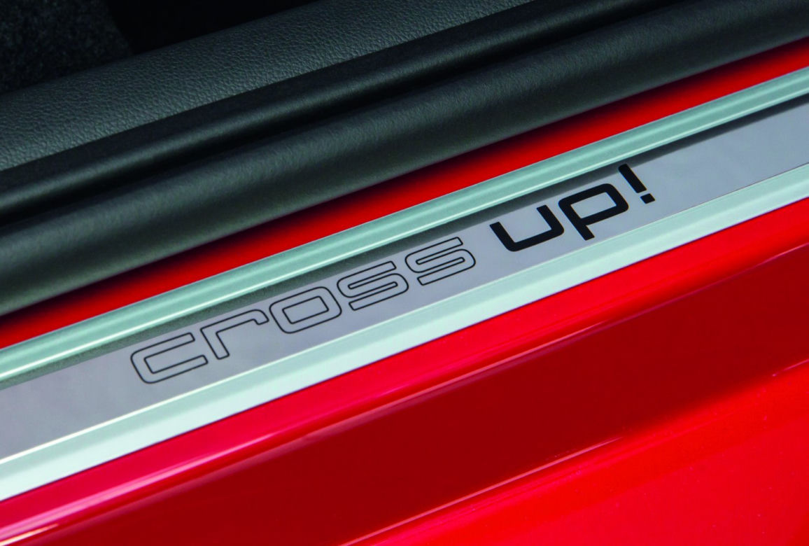 Volkswagen cross up!
